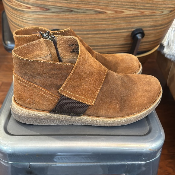 Born Suede Tora  Booties — Brown - Picture 4 of 9